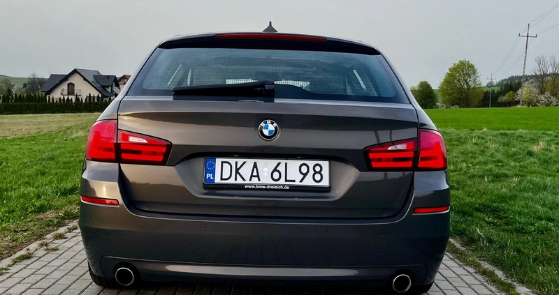 BMW Seria 5 cena 72000 przebieg: 278000, rok produkcji 2013 z Pionki małe 781